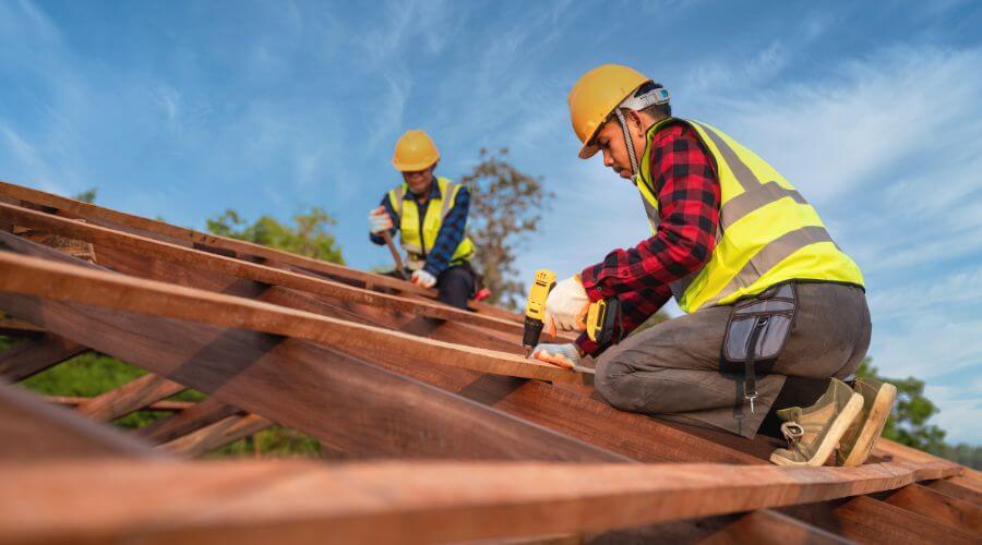 Professional Flat Roofing Installation services in Mont Belvieu, TX